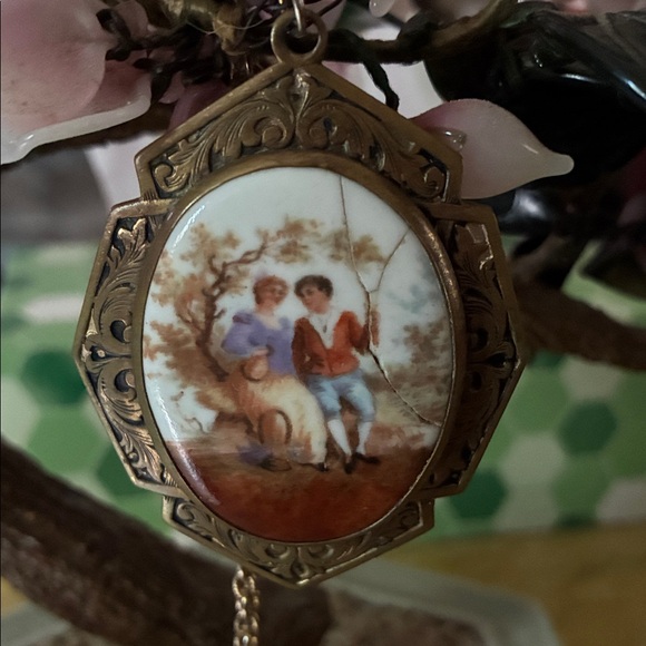 Vintage Jewelry - Vintage Pendant with Painted porcelain cameo